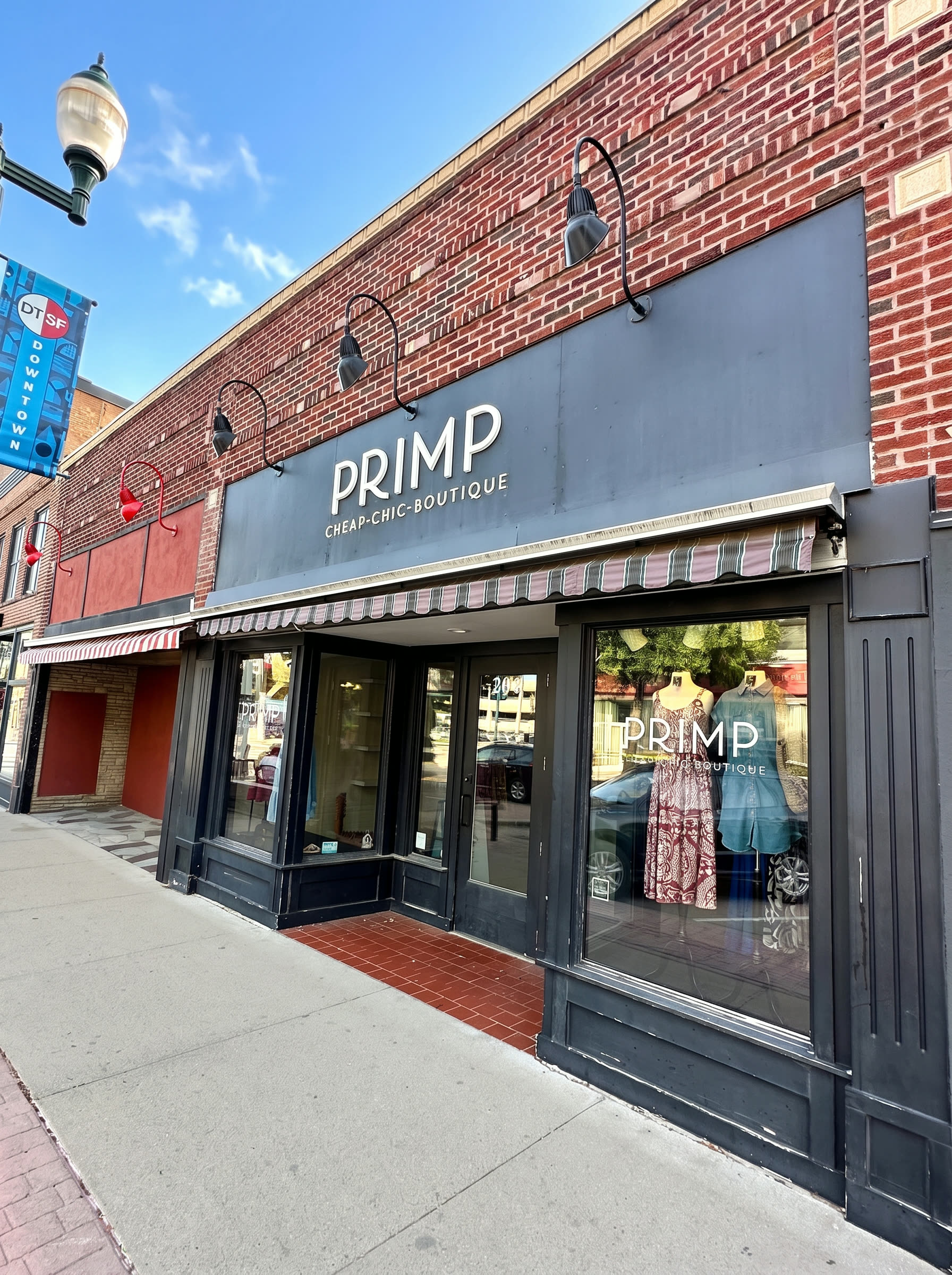 Downtown Sioux Falls storefront commercial real estate property