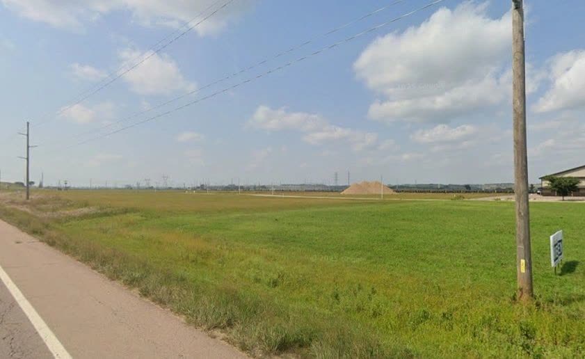 1901 W Frontier St, Brandon, SD — photo 3 of 4, Brandon, SD commercial real estate for sale