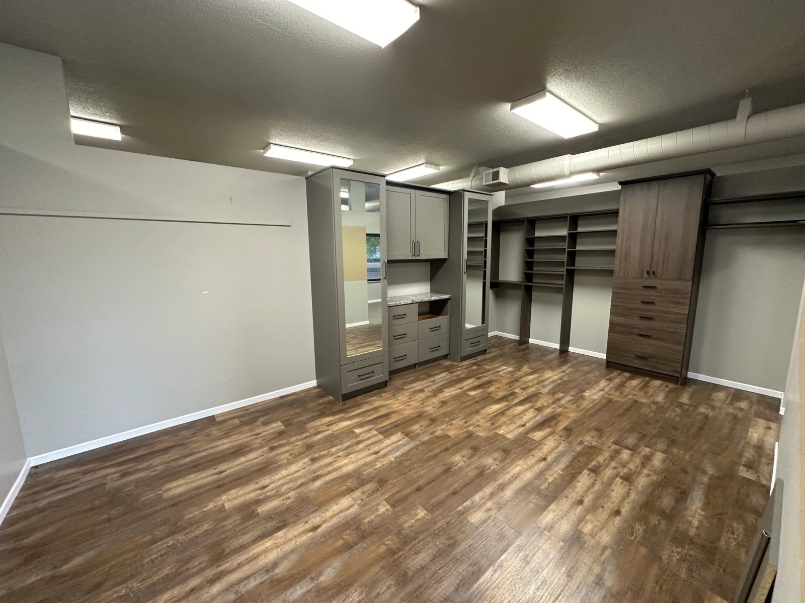 4214 W 38th Street — photo 4 of 6, Sioux Falls, SD commercial real estate for lease